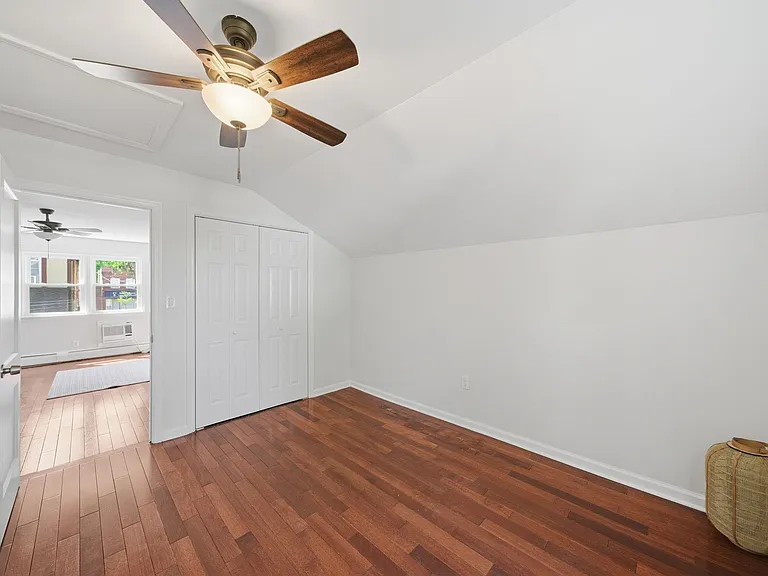 386 Kinderkamack Rd — Photo 12