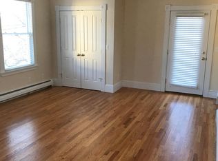 33 N Main St APT 2, Ipswich, MA 01938