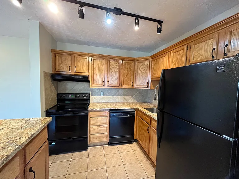6780 5th Ave #117 — Photo 5
