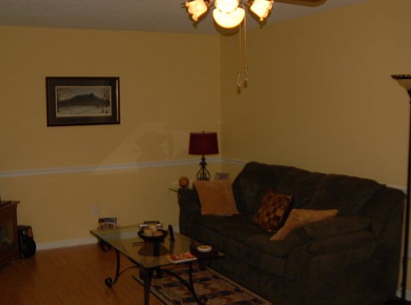 5th image of 235 Eastwood Dr