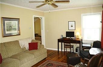 5th image of 23 E Pocahontas Ln