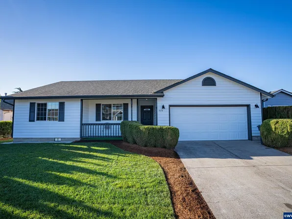 1678 Mahogany Ct NE, Salem, OR 97301