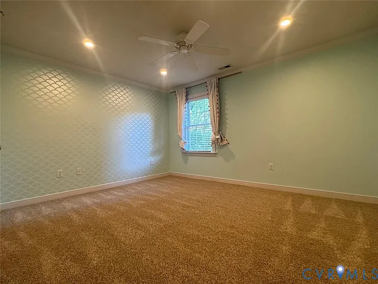 5708 Carrington Hills Dr — Photo 13