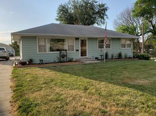 817 13th St, Wisner, NE 68791