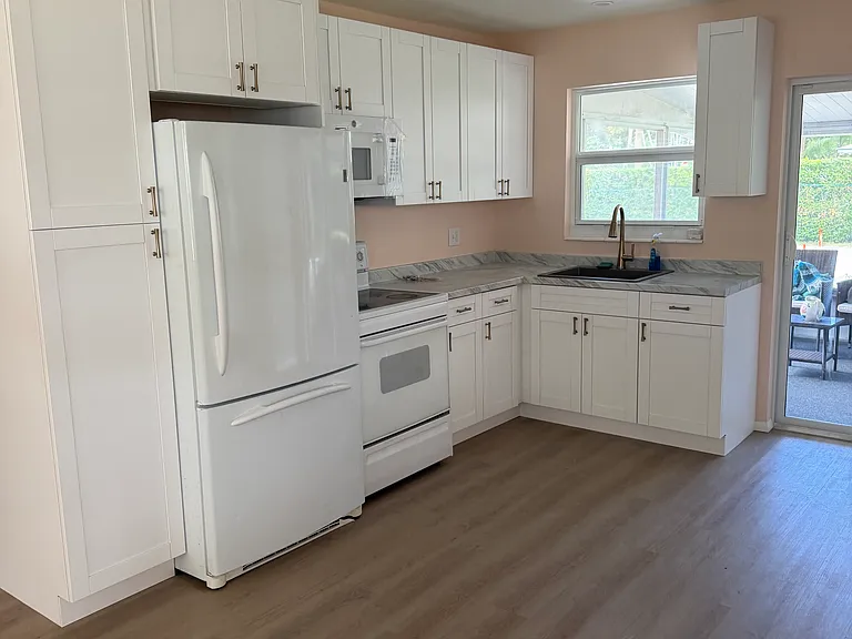 9162 SE Pomona St — Photo 2
