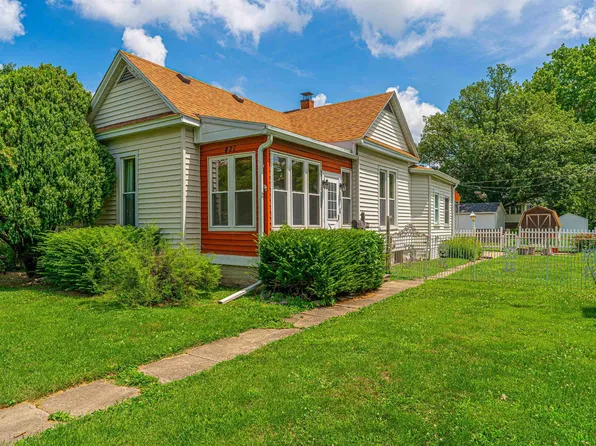 421 N Lafayette St, Mount Pulaski, IL 62548