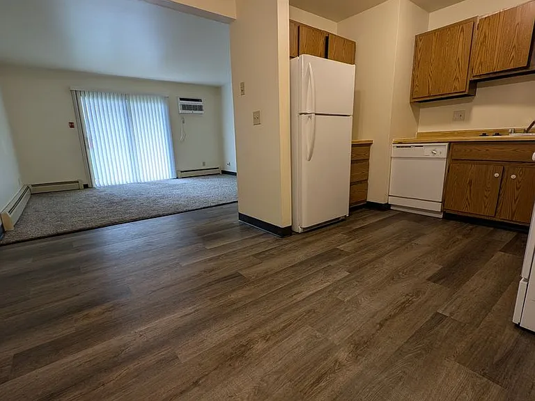Fox River Bluff — Photo 19