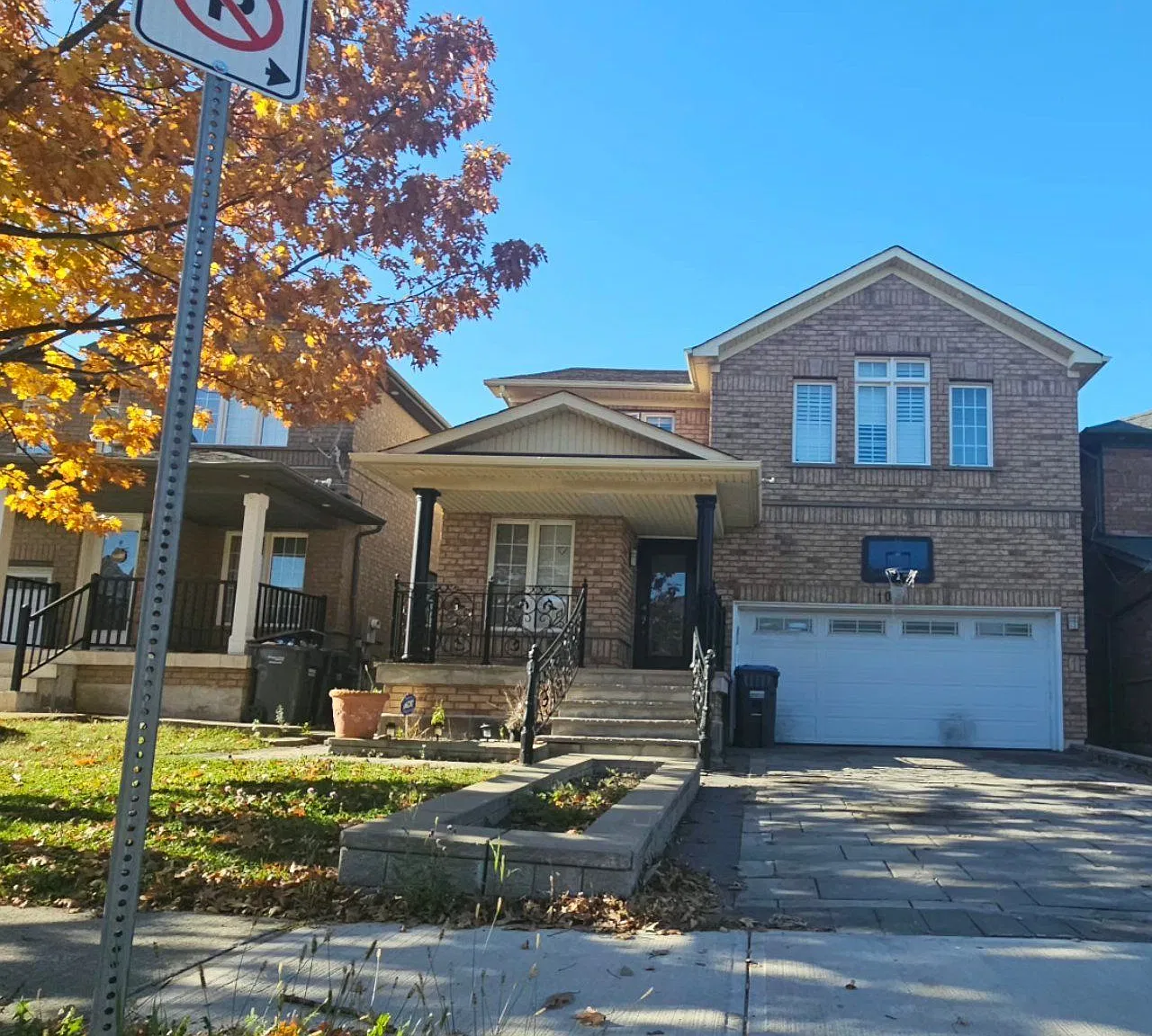 4 bed, $3,200 — Photo 1