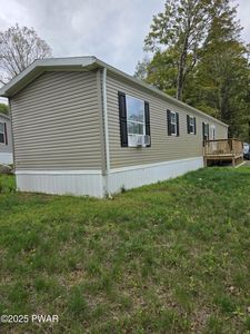 108 Middle Rd, Greentown, PA, 18426