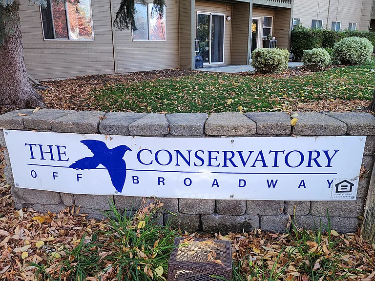 Conservatory Apartments — Photo 4