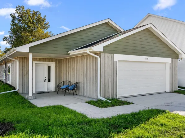 1410 Duncan Dr, Muscatine, IA 52761