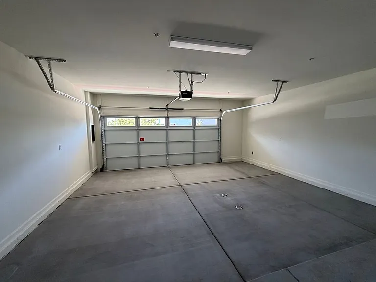 733 E Commonwealth Ave #22 — Photo 23