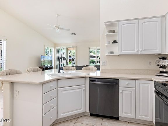 3rd image of 9608 E NACOMA Drive