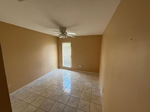 5th image of 12110 Arkansas Woods Ct Unit 4