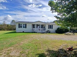208 Stewart St, Goodview, VA 24095