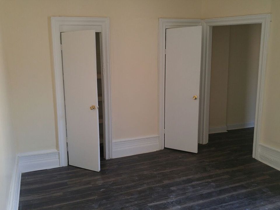 2nd image of 2726 Decatur Ave APT 12