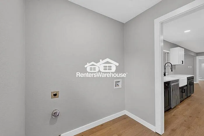 1207 Creekwood Ct — Photo 36