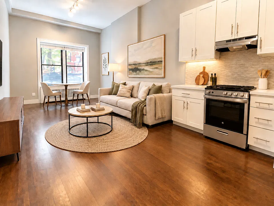 75 W 68th St #1F