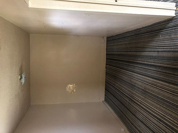 3rd image of 1206/08 Keltys St