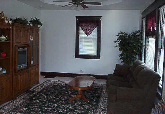 5th image of 222 N Parkview Ave