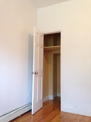 Rented by P Management | media 23