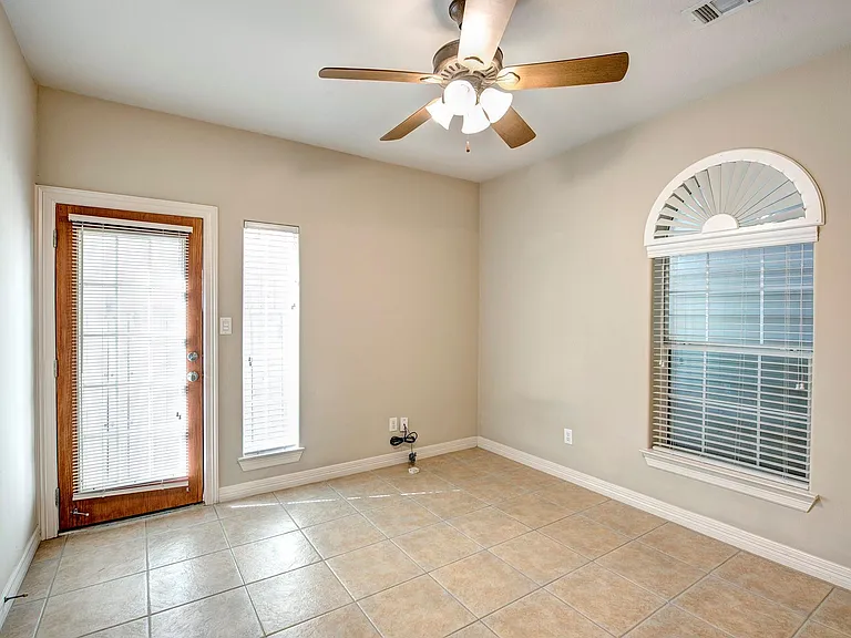 4003 Feagan St #2 — Photo 5