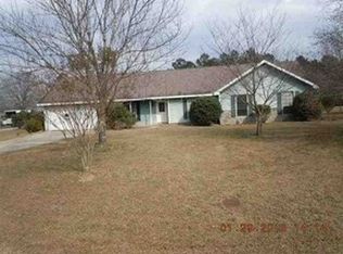 570 Thompson Mill Rd, Bonaire, GA 31005