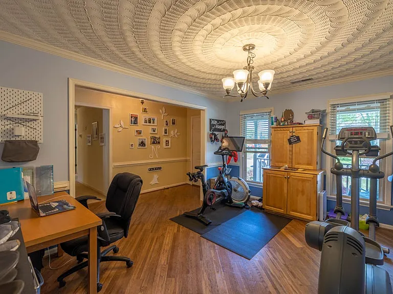 917 Fox Ridge Trl — Photo 28