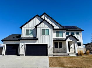 3136 S Greyhound Rd, Saratoga Springs, UT 84045