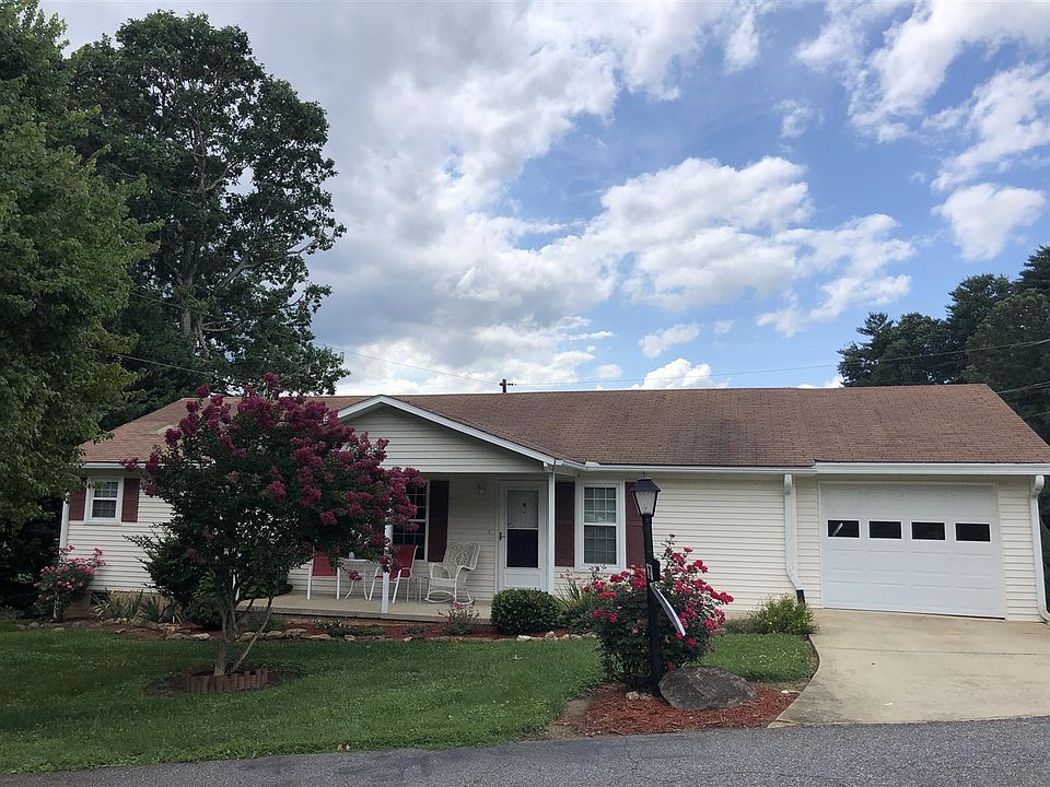 1st image of 223 Byrd Ln