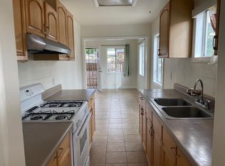 310 S Hewes St #310, Orange, CA 92869