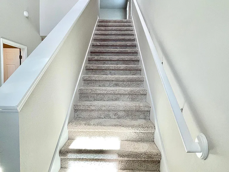 526 Amadoras Way — Photo 22