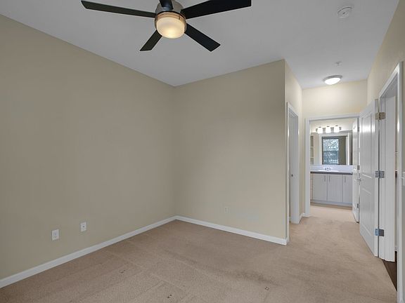4th image of 1110 SW 160th Ave #1110/304