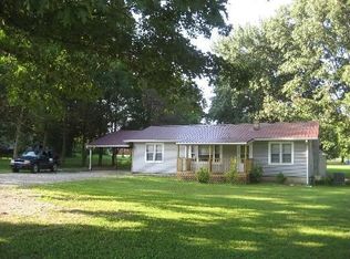 2046 Old Stage Rd, Adamsville, TN 38310