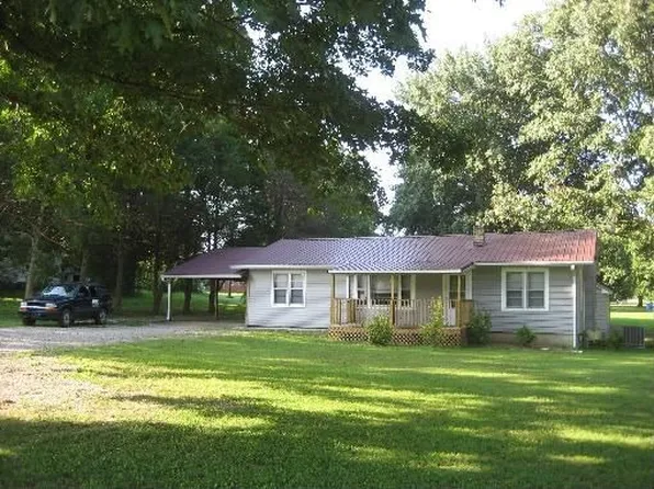 2046 Old Stage Rd, Adamsville, TN 38310
