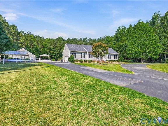 3rd image of 721 Birdsong Rd