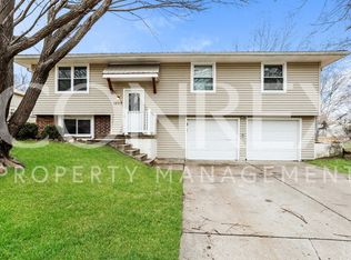 1600 NE Adams Dairy Rd, Blue Springs, MO 64014