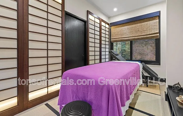 128 Sanctuary Ln — Photo 18