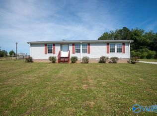 16480 Hampton Ln, Athens, AL 35611