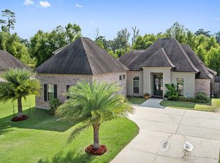 22429 Balmoral Dr, Denham Springs, LA 70726