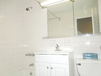 Rented by Ready Group
