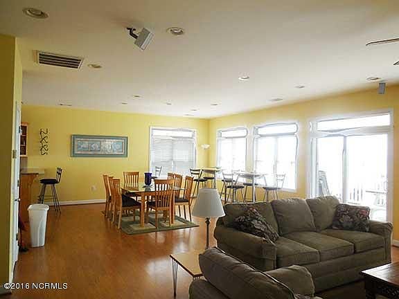 4th image of 333 E First Street SW