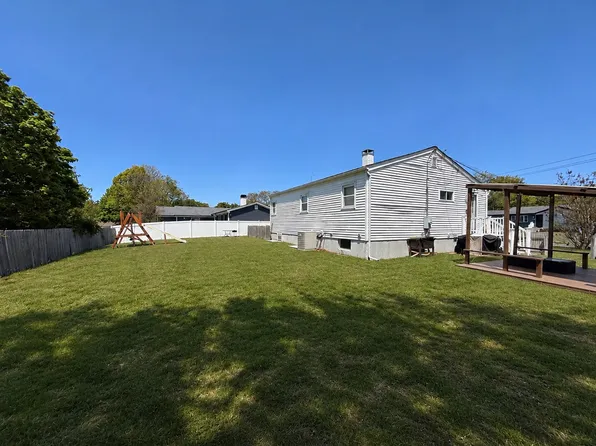 (undisclosed Address), East Patchogue, NY 11772