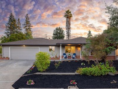 900 Dorthel Street, Sebastopol, CA, 95472