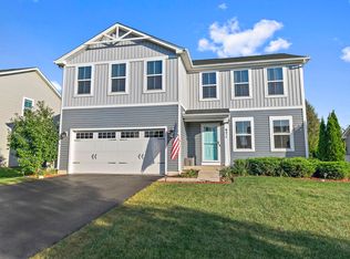 471 Campion Dr, Hampshire, IL 60140