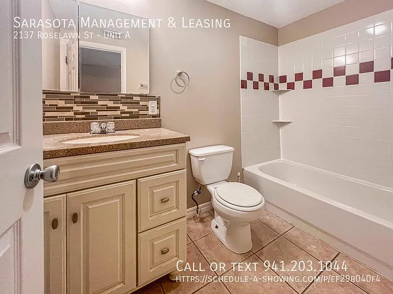 2137 Roselawn St #A — Photo 12