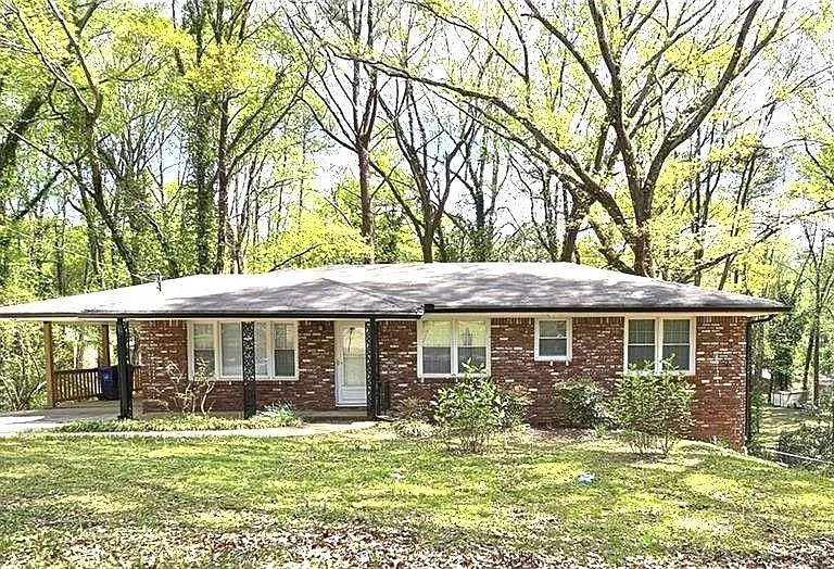 2833 Rockcliff Rd SE — Photo 15
