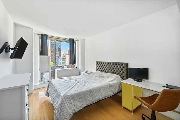 Rented by Compass | media 20