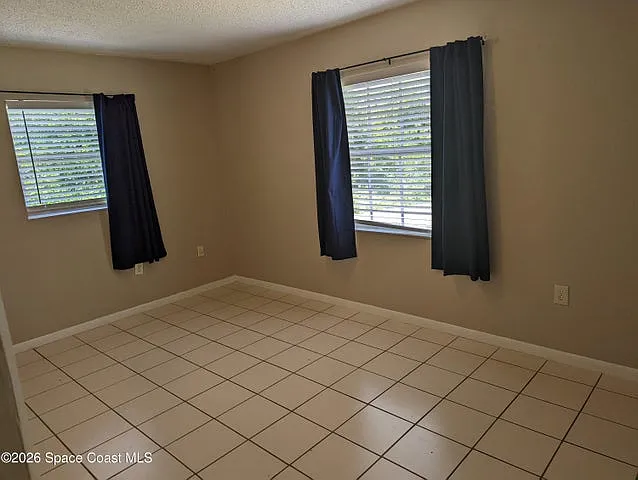 461 Ellington Ave SE — Photo 5