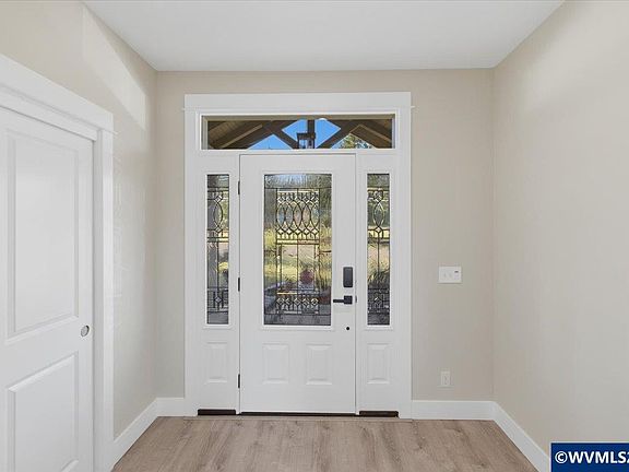 5th image of 2020 SW Fairview Ave